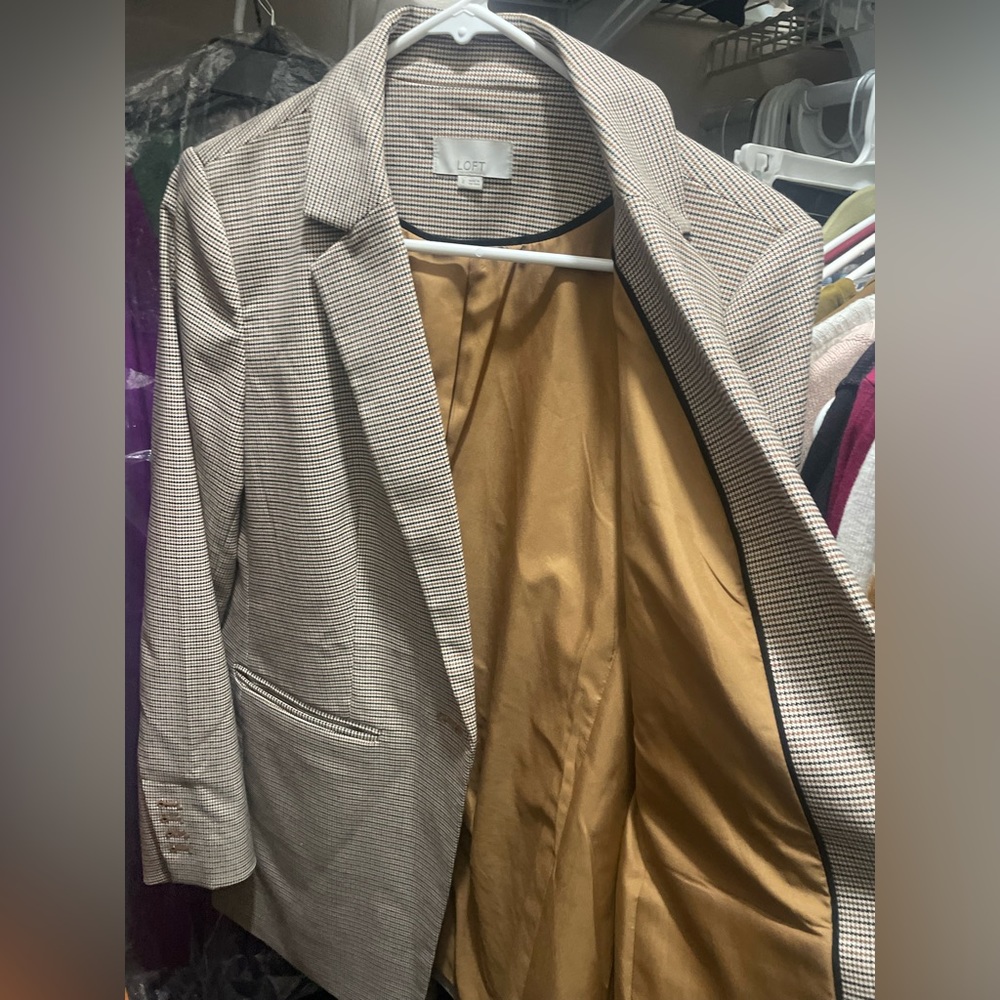 LOFT blazer - Picture 2 of 4